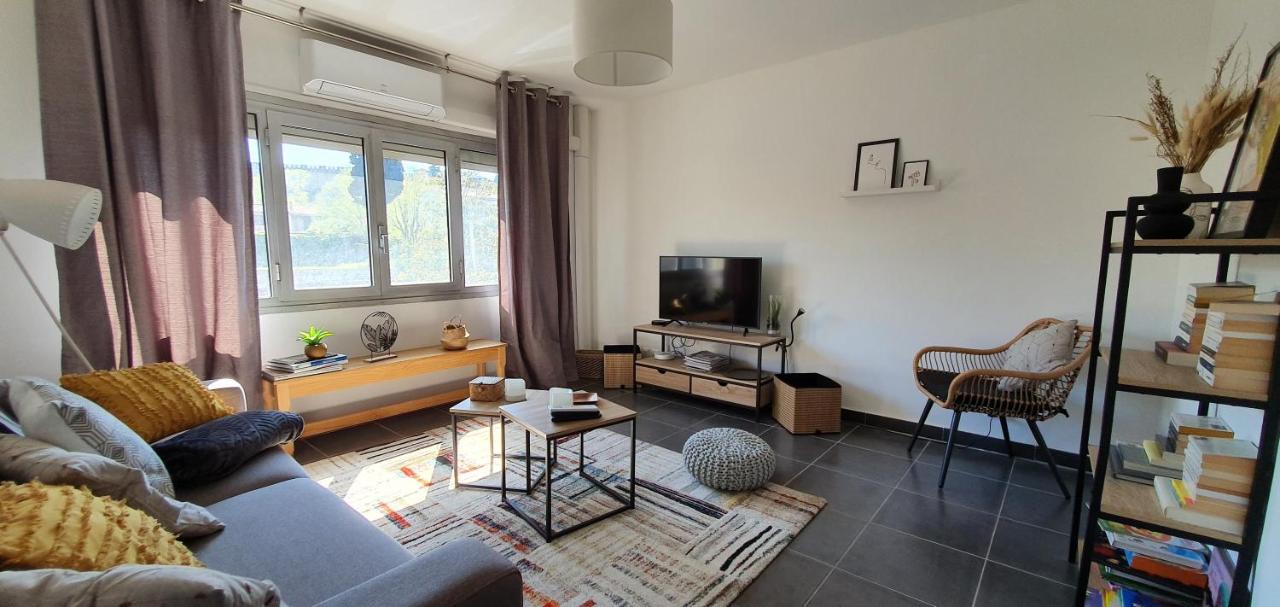 Studio Et Appartement A 2 Pas De La Cite Carcassonne Exterior foto
